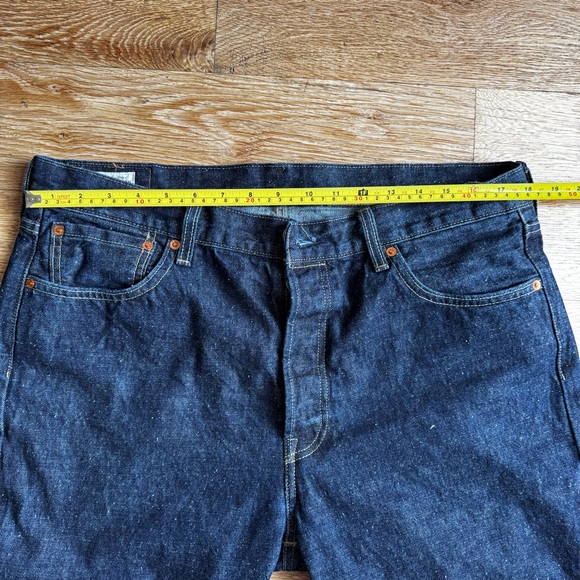 Levi’s 501® ORIGINAL FIT SELVEDGE MEN'S JEANS - Picture 7 of 8